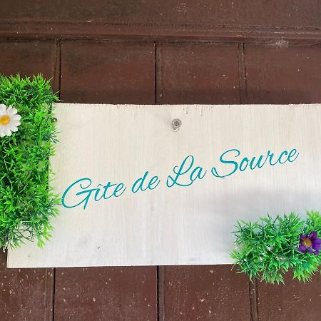 Le Gite De La Source Сен-Гийём-ле-Дезер Экстерьер фото